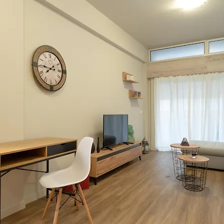 Apartment Stylish Victoria M Station 4 Pers